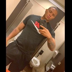 Meet your Posher, Raymond a.